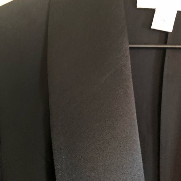 Vintage Oversize Black Tuxedo blazer - Picture 3 of 7